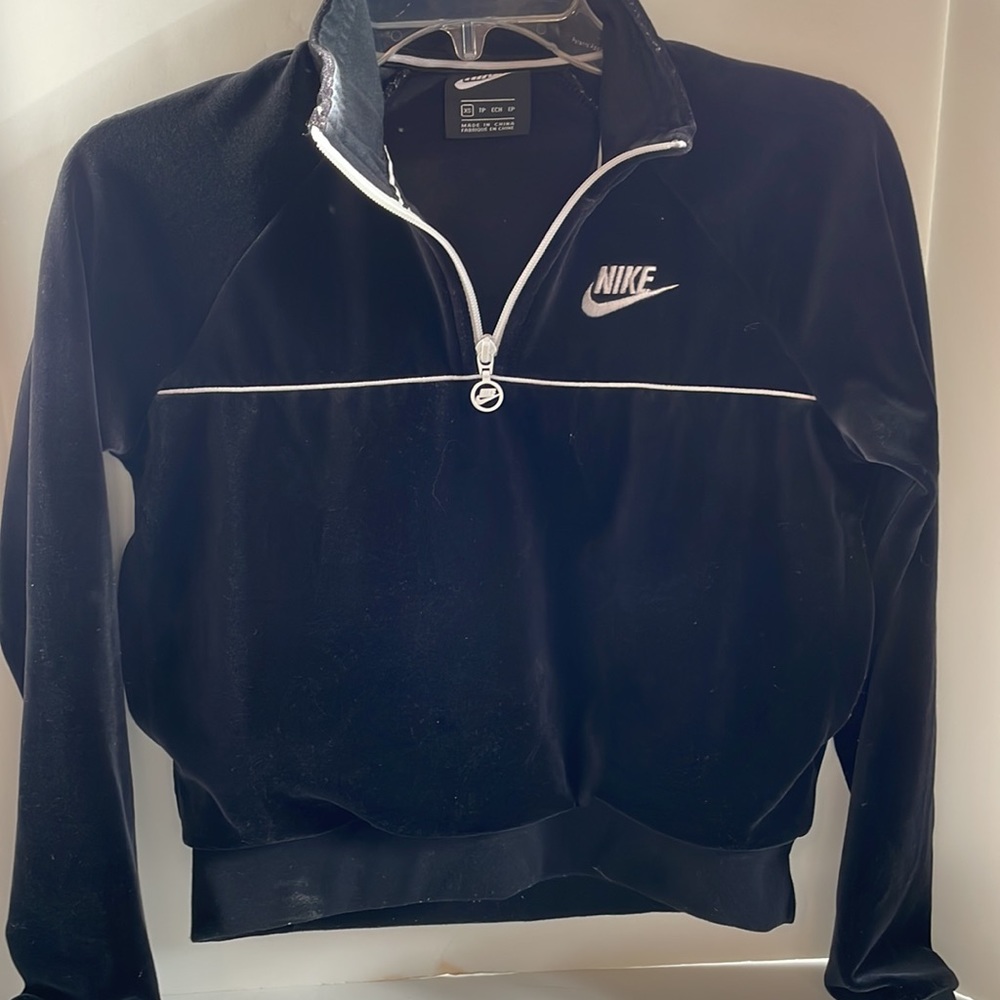 Nike velvet quarter zip cropped pull over size extra small